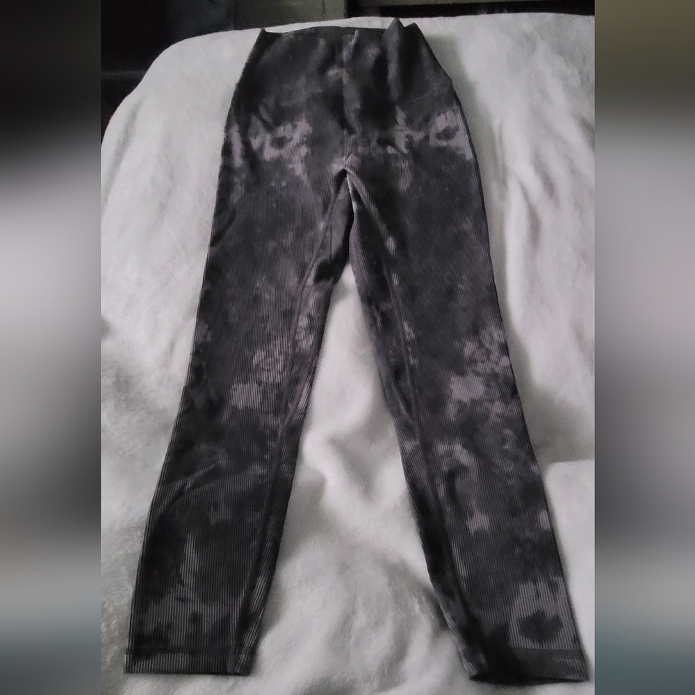ZYIA ACTIVE WEAR Black and Gray Tie- Sz6-8 Leggings Read Post